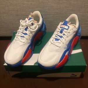 Brand New and never worn. RS-X Puma Sneakers. Size 7